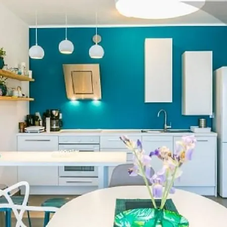 Elis Apartment *